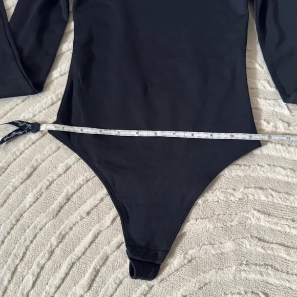 BABATON by Aritzia Long Sleeve Bodysuit - Picture 11 of 13